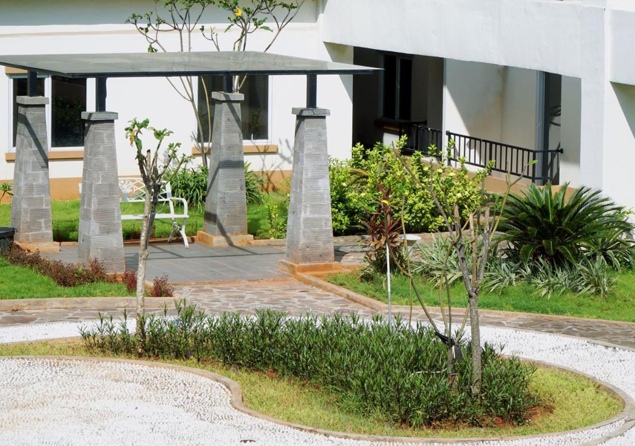 Bandara City Apartemen- 2Br Tangerang Exterior foto